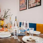 House With Sun Terrace For 8 Guests * ヘルシング・アム・アンマーゼー