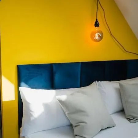 Apartament House With Sun Terrace For 8 Guests *