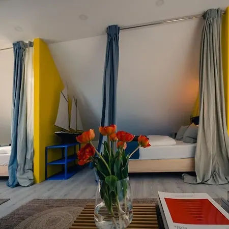 Apartament House With Sun Terrace For 8 Guests *