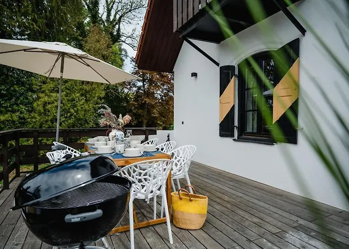 House With Sun Terrace For 8 Guests *